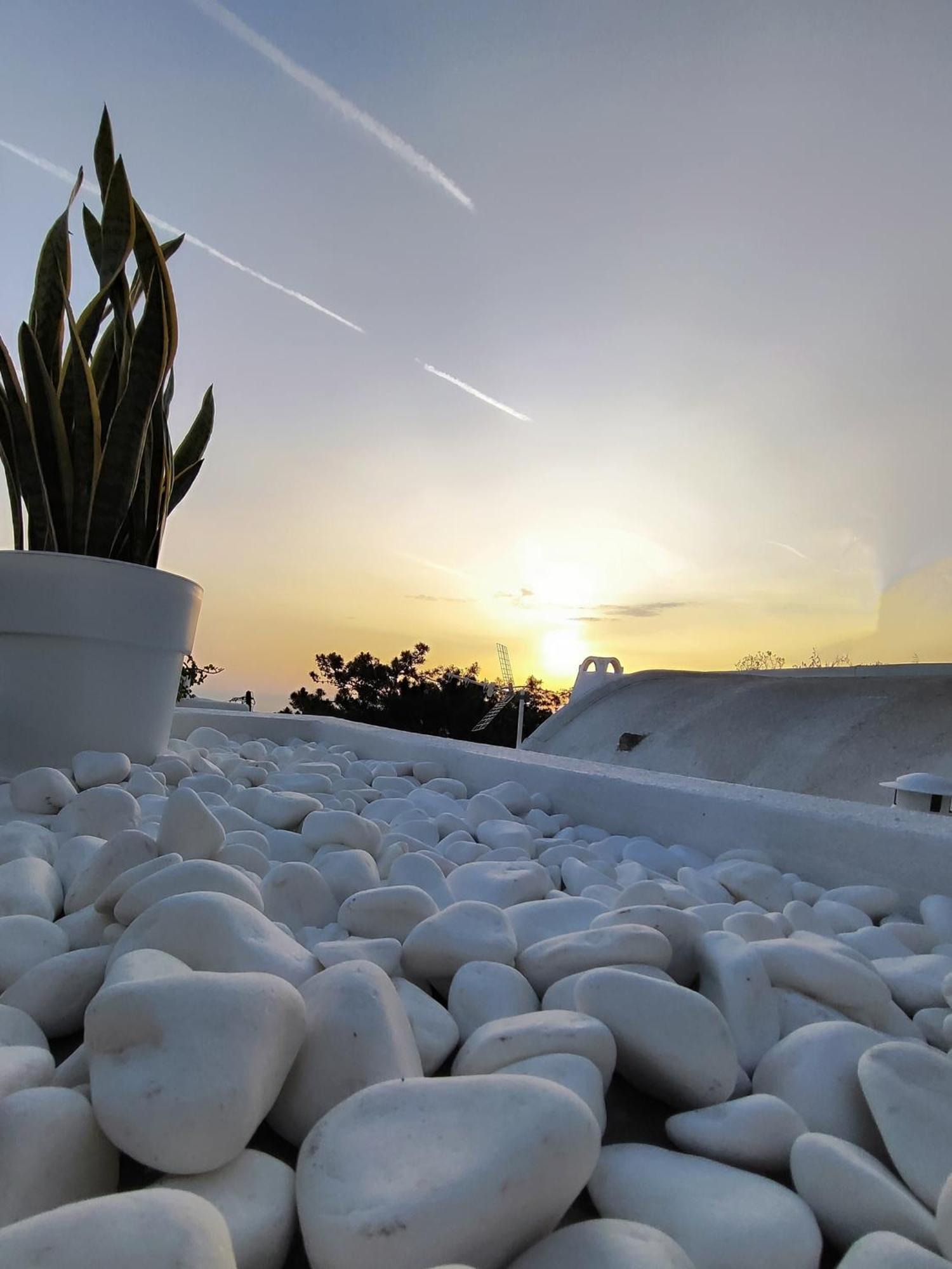Noir Cave Villa With Private Jacuzzi And Sunset Terrace Pýrgos Buitenkant foto