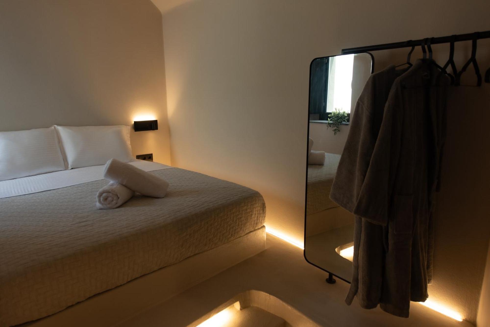 Noir Cave Villa With Private Jacuzzi And Sunset Terrace Pýrgos Buitenkant foto