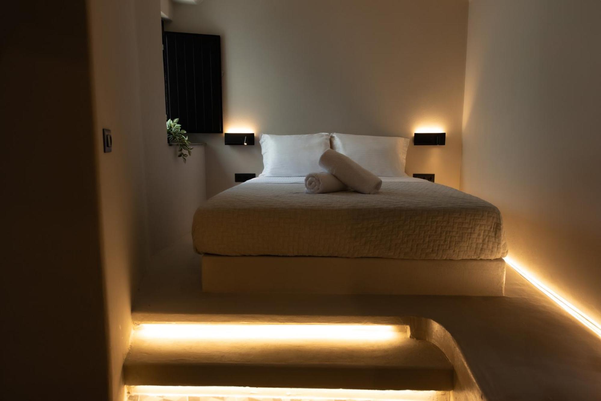 Noir Cave Villa With Private Jacuzzi And Sunset Terrace Pýrgos Buitenkant foto